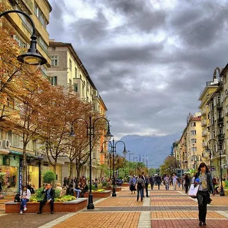 Cozy 3-bedroom With Stylish Comfort And Chic Decor Lägenhet *