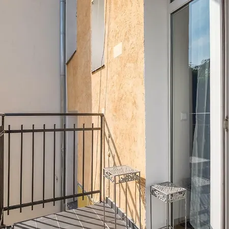 Cozy 3-bedroom With Stylish Comfort And Chic Decor