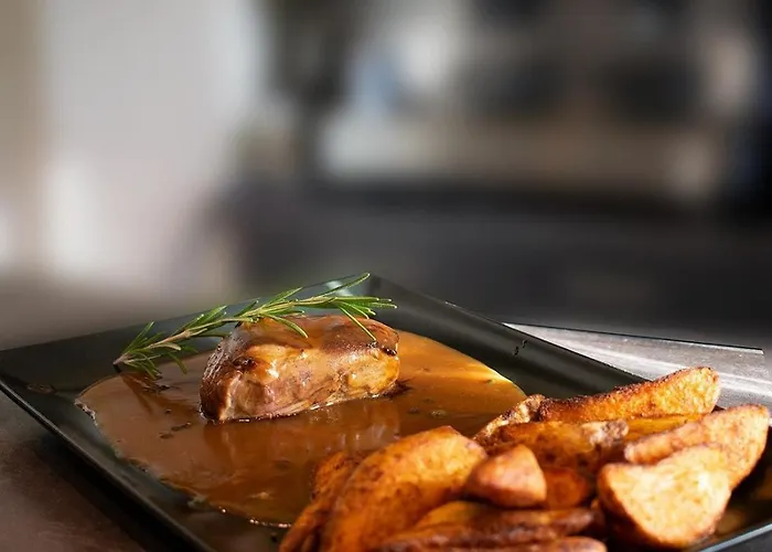 Cozy 3-bedroom With Stylish Comfort And Chic Decor Apartament