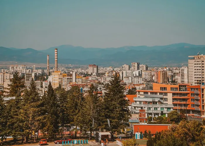 Apartament Cozy 3-bedroom With Stylish Comfort And Chic Decor