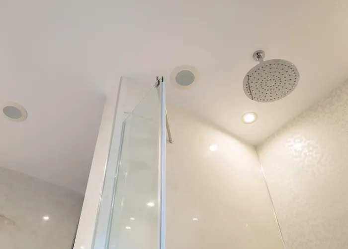 Cozy 3-bedroom With Stylish Comfort And Chic Decor Appartement *