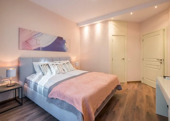 Apartament Cozy 3-bedroom With Stylish Comfort And Chic Decor Sofia