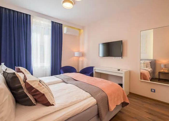 Cozy 3-bedroom With Stylish Comfort And Chic Decor Lejlighed Sofia