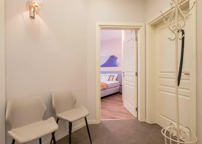 Appartement Cozy 3-bedroom With Stylish Comfort And Chic Decor *