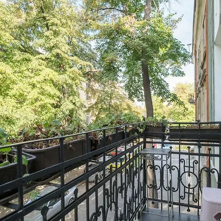 Cozy 3-bedroom With Stylish Comfort And Chic Decor 公寓 索菲亞